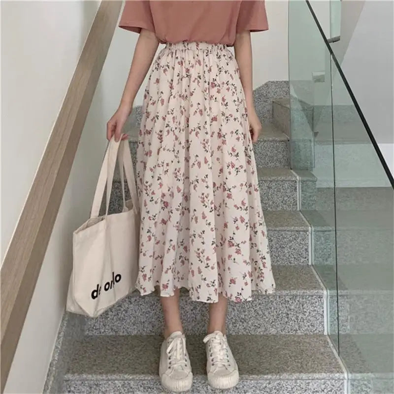 Retro Floral Mid Skirt