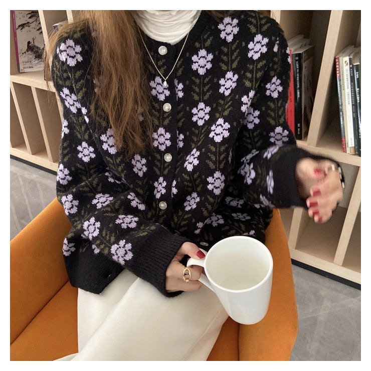 Cozy O-Neck Floral Cardigan